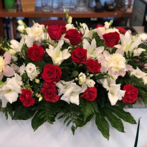 Centro flor fresca funeral Luciano